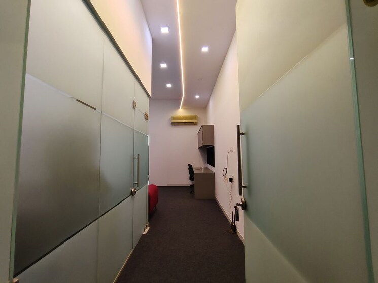 undefined, neo-corporate-plaza Commercial Office Space 350 Sq.Ft. In Malad West Mumbai 9801201