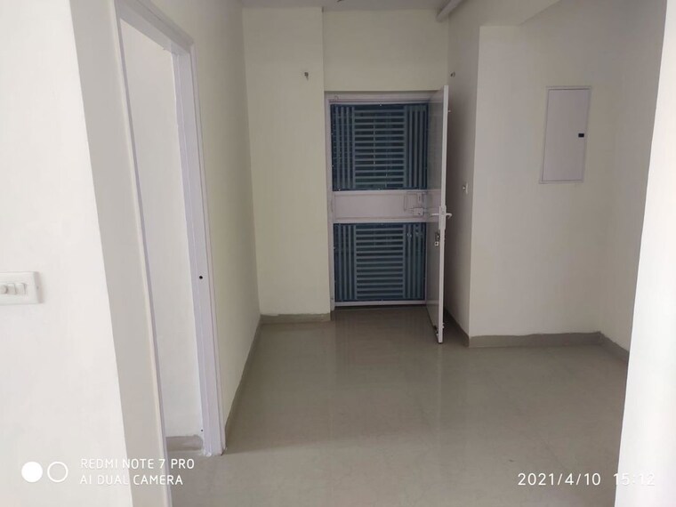 Room, bptp-park-81 3 Bedroom 275 Sq.Yd. Builder Floor In Sector 81 Faridabad 9801204