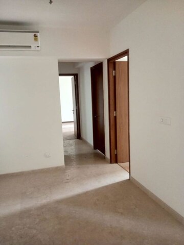 Room in 2 BHK Apartment at Godrej Woods Evergreen, Sector 43 – for Sale