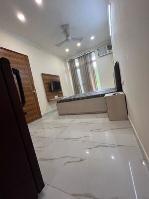 Kitchen in 1.5 BHK Builder Floor at Ansal Sushant Apartments, Sushant Lok I – for Rent