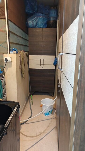 Team Area in 3 BHK Apartment at Purvanchal Royal City, Chi V Greater Noida – for Sale