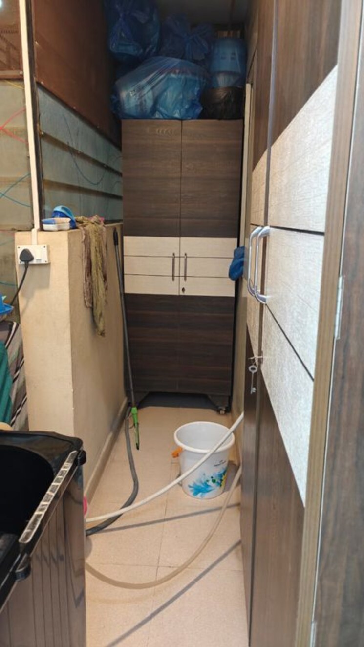 Team Area, purvanchal-royal-city 3 Bedroom 1725 Sq.Ft. Apartment In Chi V Greater Noida Greater Noida 9801223