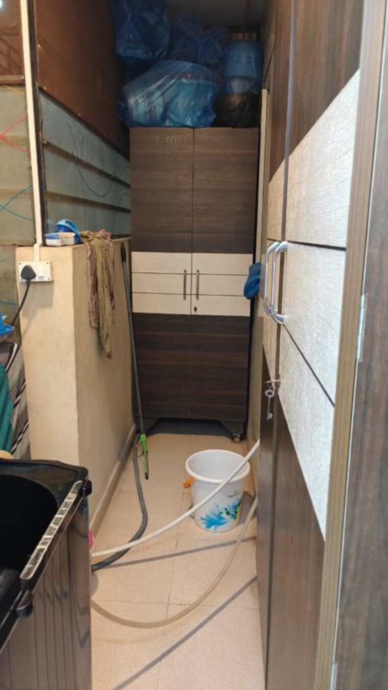 Team Area, purvanchal-royal-city 3 Bedroom 1725 Sq.Ft. Apartment In Chi V Greater Noida Greater Noida 9801223