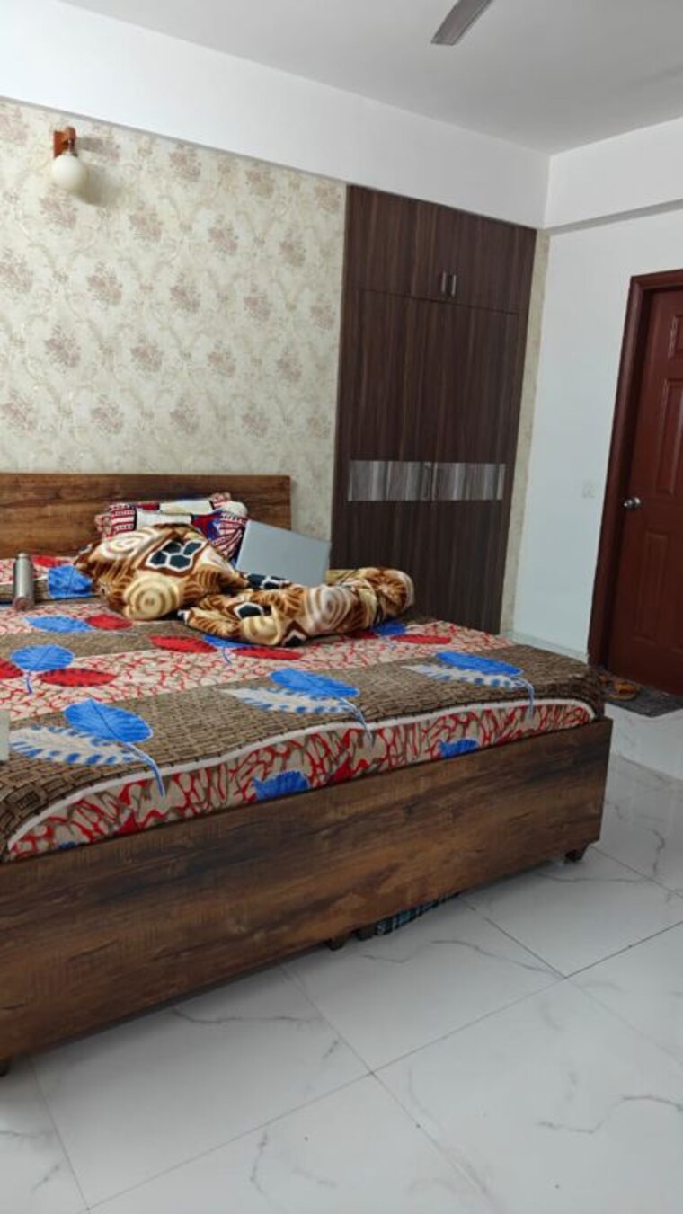 Bedroom, purvanchal-royal-city 3 Bedroom 1725 Sq.Ft. Apartment In Chi V Greater Noida Greater Noida 9801223