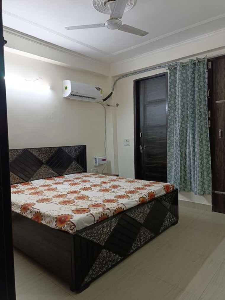 Bedroom, ansal-sushant-apartments 3 Bedroom 300 Sq.Ft. Builder Floor In Sushant Lok I Gurgaon 9801233