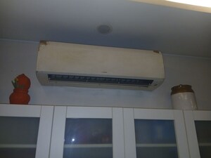 Furnished Amenities in 3 BHK Apartment at Gail Apartments, Sector 62 – for Sale