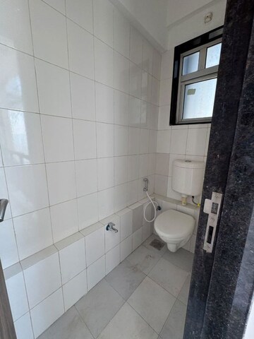  4 BHK Apartment at Sheth Avalon, Laxmi Nagar – for Sale