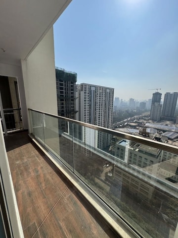 Balcony in 4 BHK Apartment at Sheth Avalon, Laxmi Nagar – for Sale