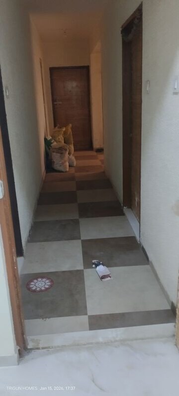 Room in 2 BHK Apartment at Smith Towers, Nalasopara West – for Sale