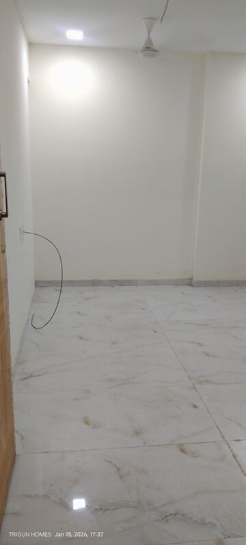 Room in 2 BHK Apartment at Smith Towers, Nalasopara West – for Sale