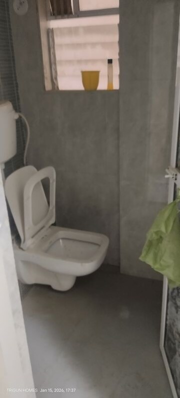 Master Bedroom in 2 BHK Apartment at Smith Towers, Nalasopara West – for Sale