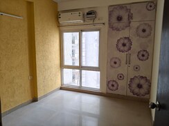 2 BHK + Study Room Apartment For Rent in Antriksh Golf View