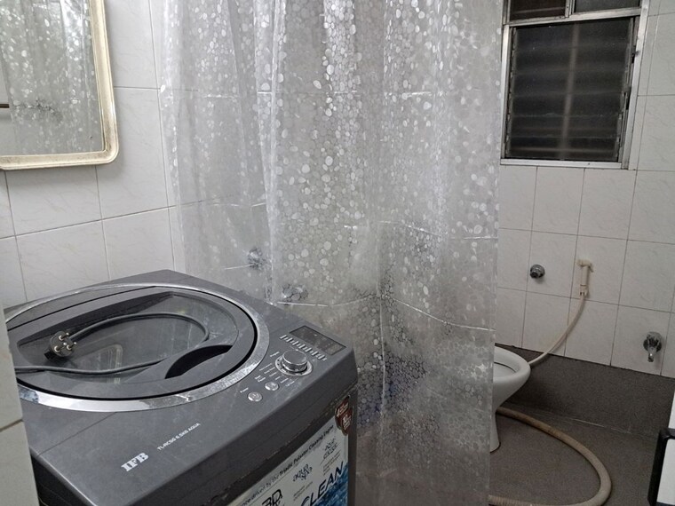 Bathroom, supriya-towers 2 Bedroom 1000 Sq.Ft. Apartment In Aundh Pune 9801304