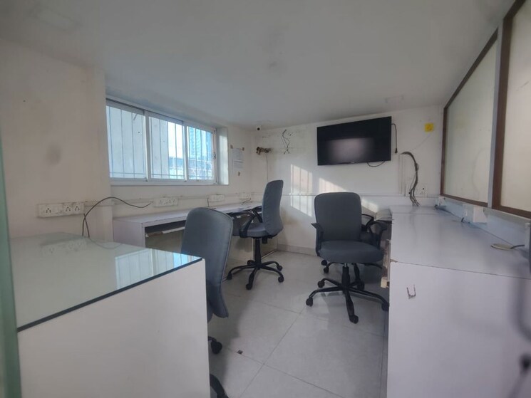 Team Area, orbit-industrial-estate Commercial Office Space 400 Sq.Ft. In Malad West Mumbai 9801313