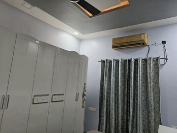 Master Bedroom in 3 BHK Villa at Saddu – for Rent