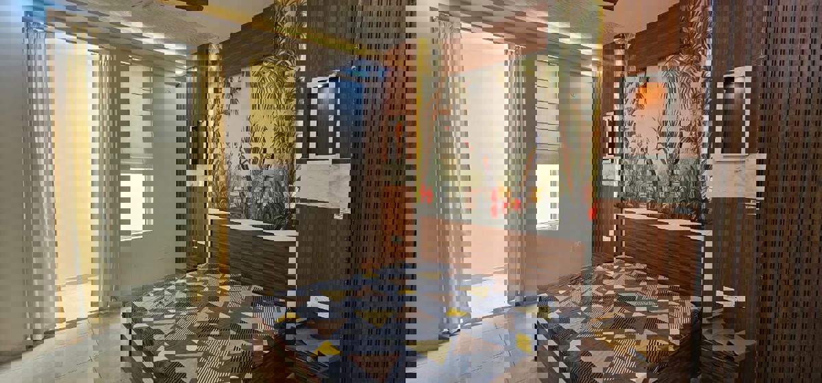 5 BHK + Pooja Room,Store Room Apartment For Sale in Worli Sea Face