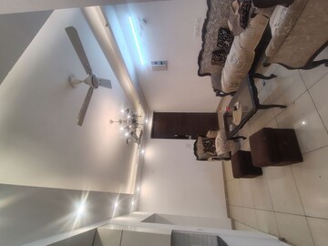 Furnished Amenities in 2 BHK Apartment at Gulshan Bellina, Sector 16 Greater Noida – for Rent