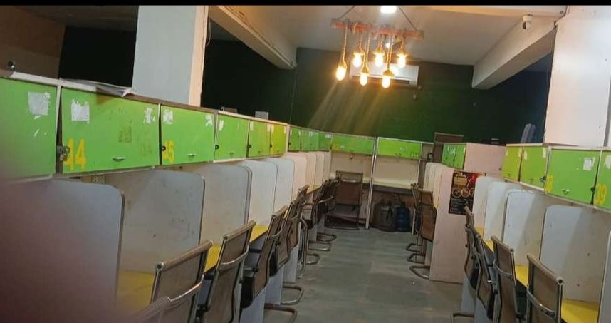 Office Space For Rent in Hazratganj