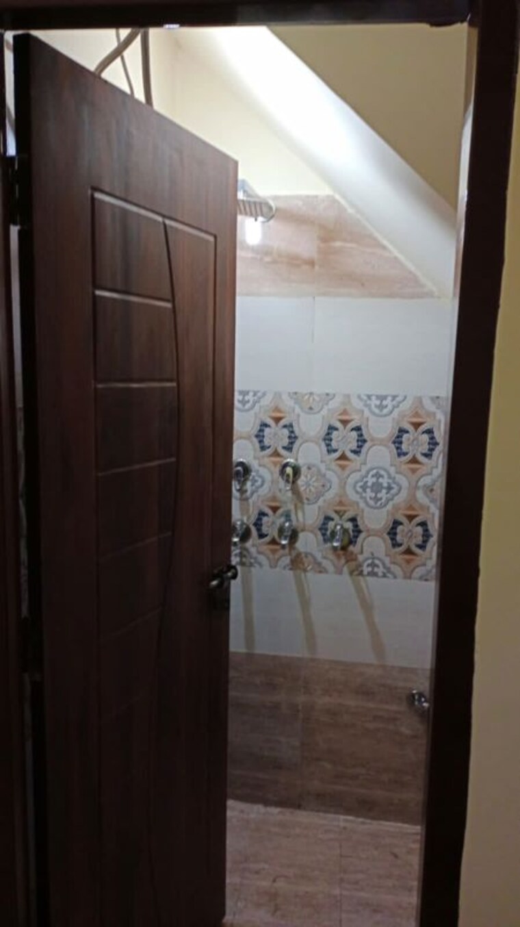 Bathroom, sector 70 1 Bedroom 670 Sq.Ft. Independent House In Sector 70 Mohali 9801371