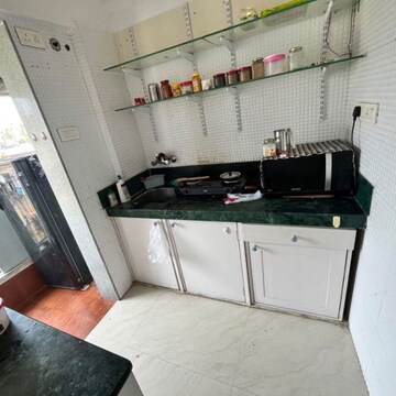 Team Area in 2 BHK Apartment at Khan Tower Jogeshwari, Jogeshwari West – for Sale