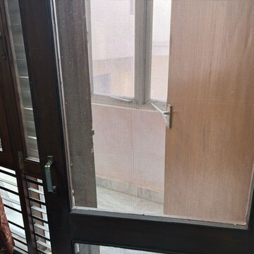 Balcony in Studio Independent House at Greater Kailash I – for Rent