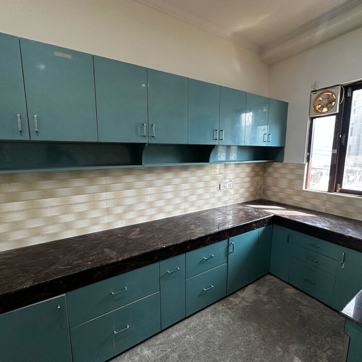 Kitchen, sector 52 3 Bedroom 1836 Sq.Ft. Builder Floor In Sector 52 Gurgaon 9801430