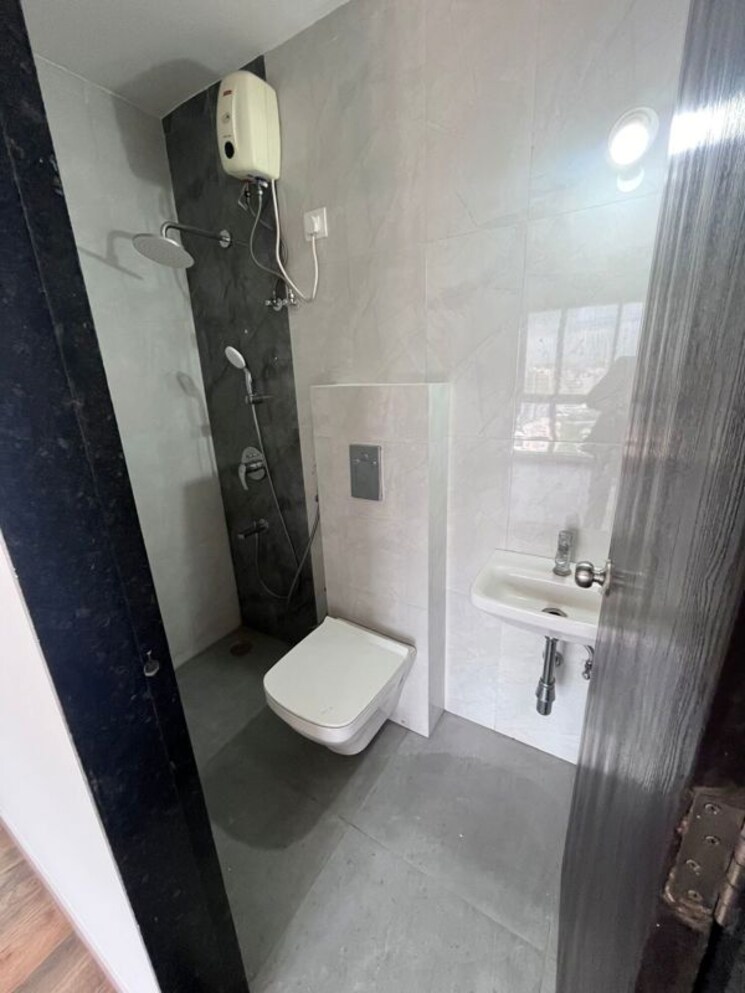Bathroom, the-baya-junction 1 Bedroom 380 Sq.Ft. Apartment In Chembur Mumbai 9801432