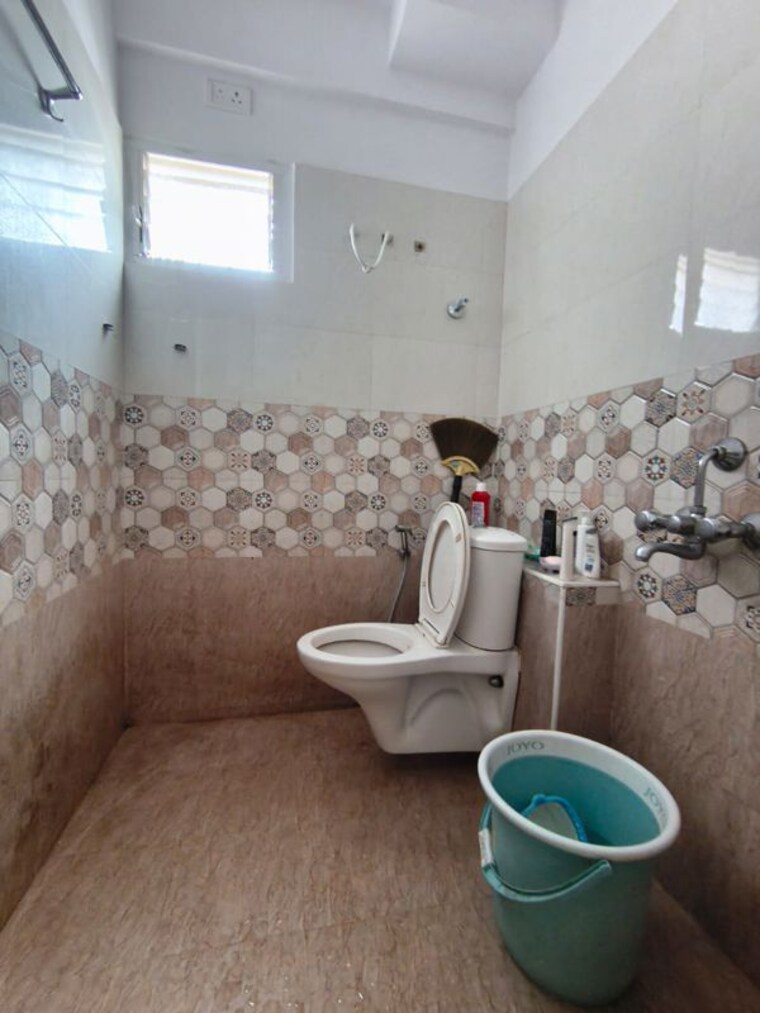 Bathroom, kothanur 2 Bedroom 1050 Sq.Ft. Apartment In Kothanur Bangalore 9795166