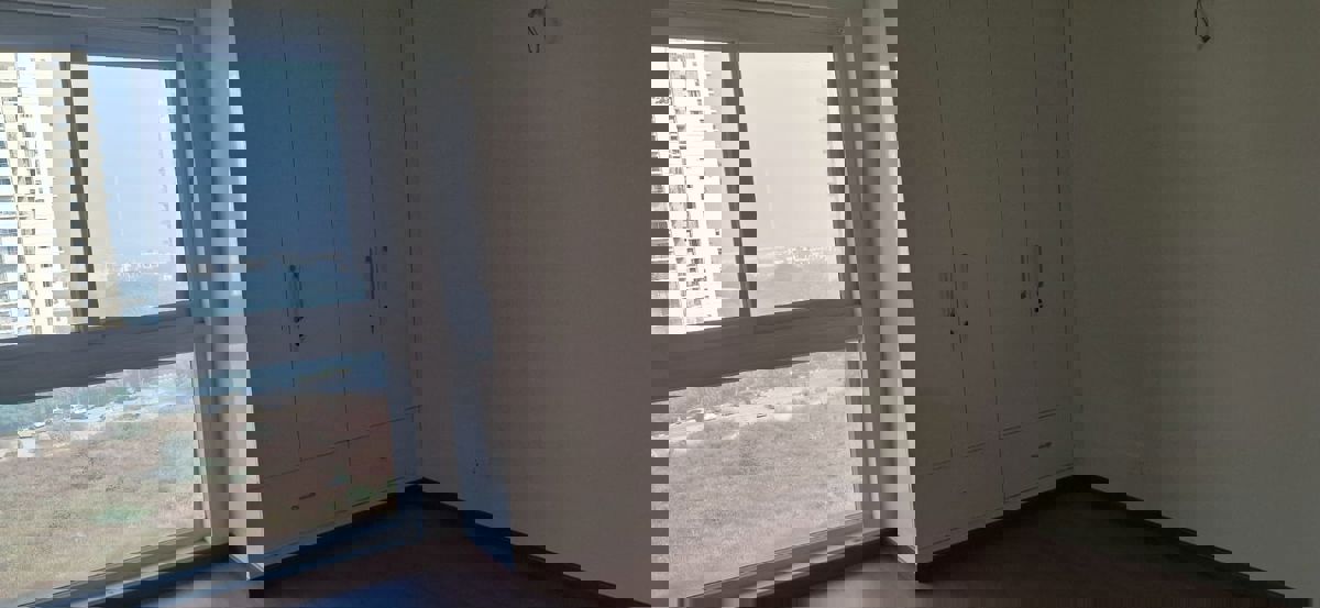 3 BHK + Servant Room,Study Room Apartment For Rent in Smart World Orchard