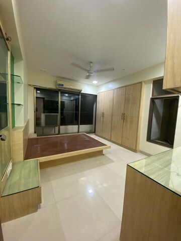 Bedroom in 3 BHK Apartment at Chembur – for Rent