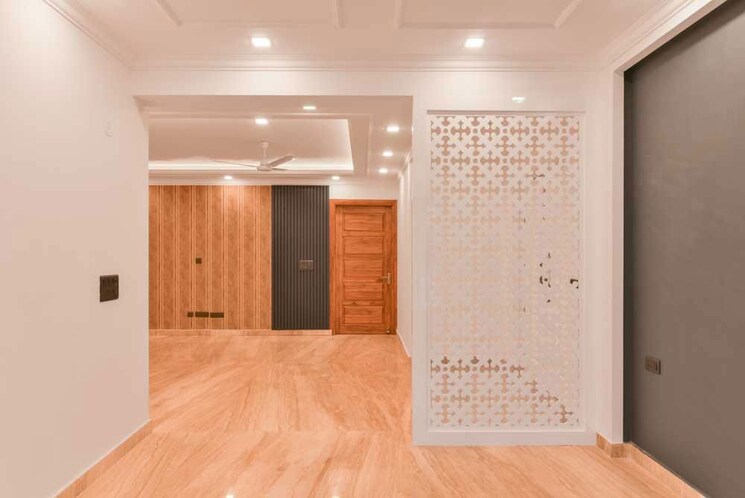 Bedroom, sector 85 4 Bedroom 250 Sq.Yd. Builder Floor In Sector 85 Faridabad 9801469