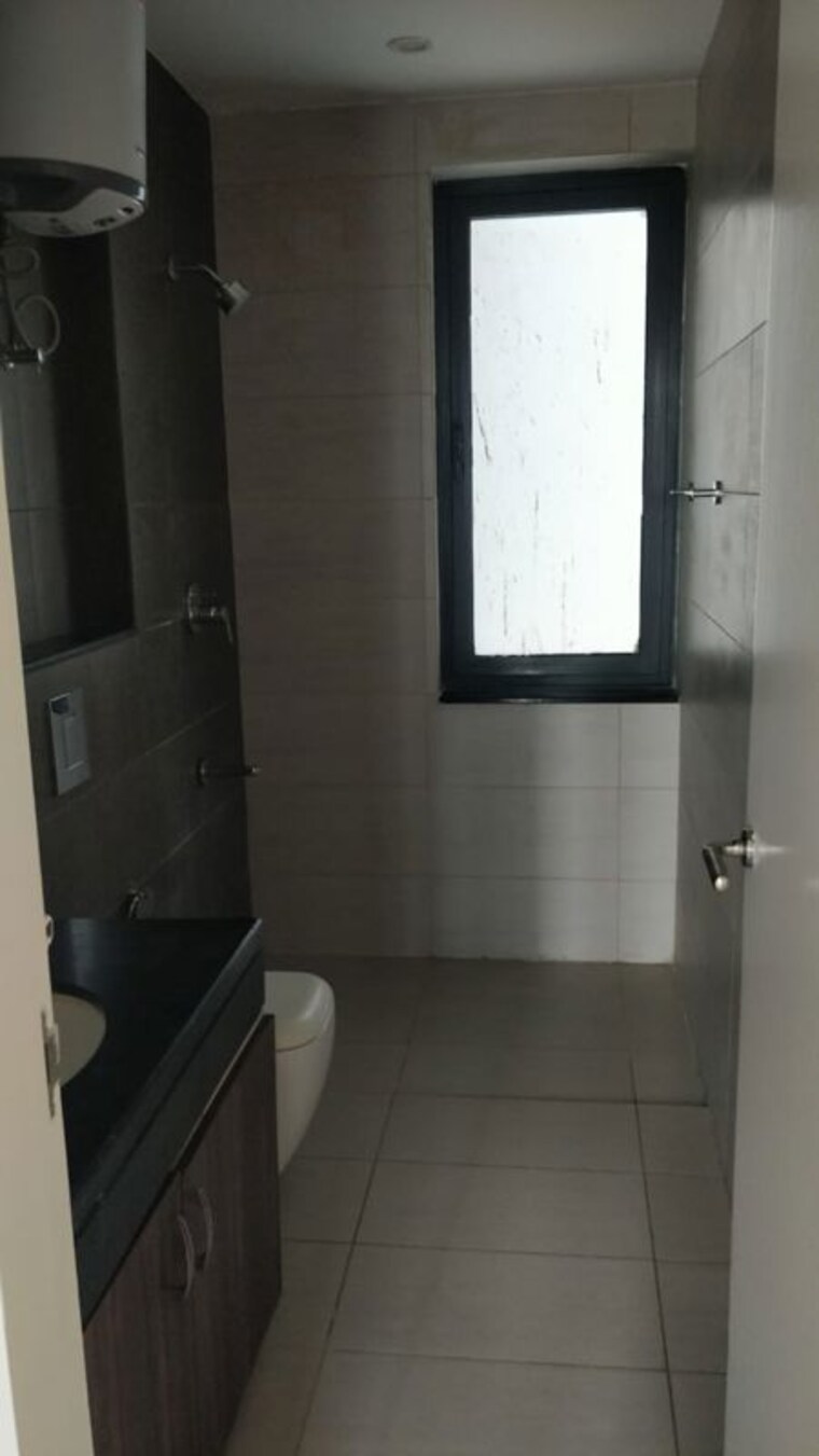 Bathroom, conscient-hines-elevate 3 Bedroom 2095 Sq.Ft. Apartment In Sector 59 Gurgaon 9801493