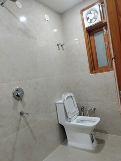 3 BHK + Pooja Room Builder Floor For Rent in Vasant Kunj