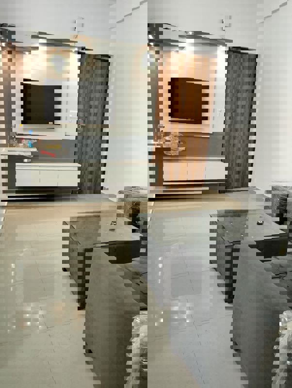 2 BHK Apartment For Rent in Pyramid Elite