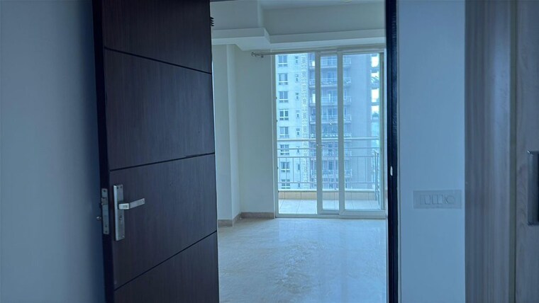 Room, puri-diplomatic-greens-phase-i 3 Bedroom 1780 Sq.Ft. Apartment In Sector 111 Gurgaon 9801488