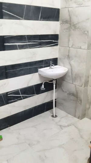 Bathroom in 4 BHK Independent House at Gokulpura – for Sale