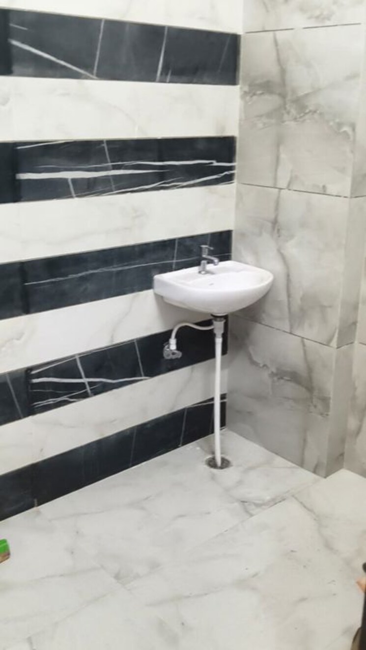 Bathroom, gokulpura 4 Bedroom 2600 Sq.Ft. Independent House In Gokulpura Jaipur 9801506