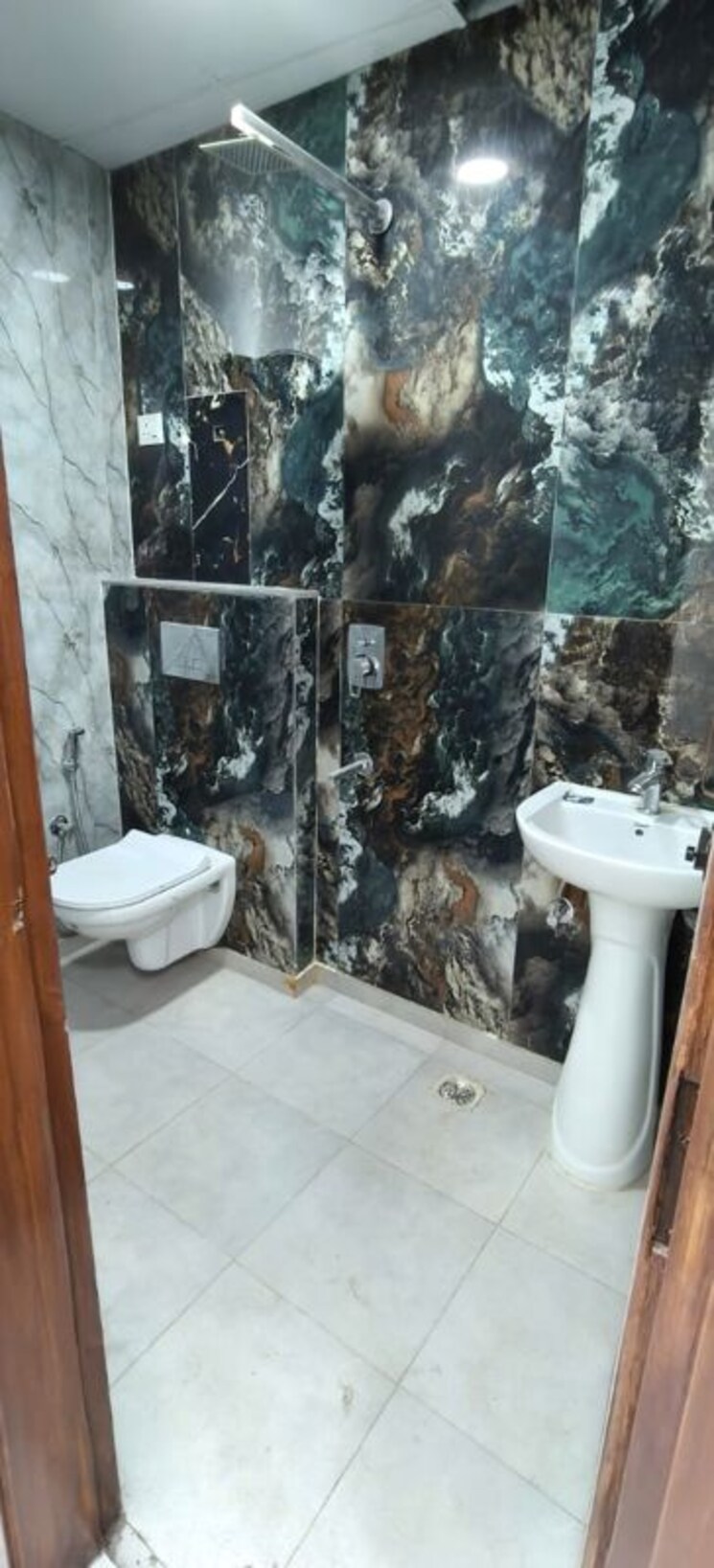 Balcony, sector 104 3 Bedroom 1355 Sq.Ft. Builder Floor In Sector 104 Noida 9801511