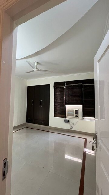 Kitchen in 3 BHK Apartment at Emaar MGF The Palm Drive Villas, Sector 66 – for Rent
