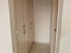 3 BHK + Servant Room,Study Room Apartment For Rent in Emaar MGF The Palm Drive Villas