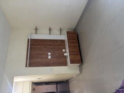 2 BHK + Servant Room Apartment For Rent in Pyramid Elite