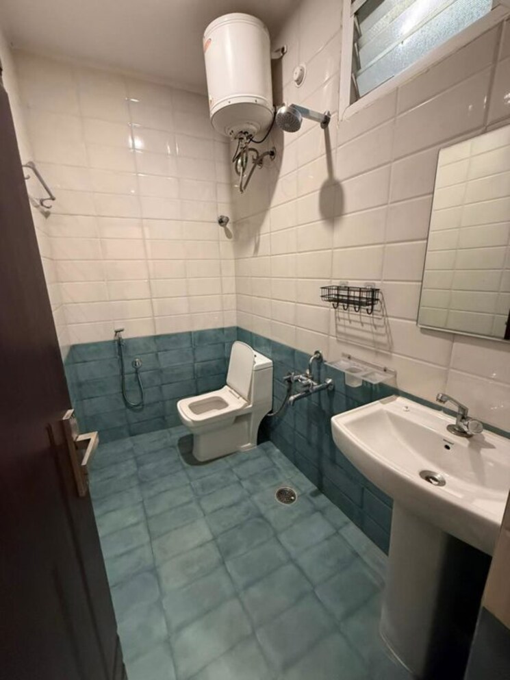 Bathroom, kasturi nagar 2 Bedroom 1100 Sq.Ft. Apartment In Kasturi Nagar Bangalore 9801543