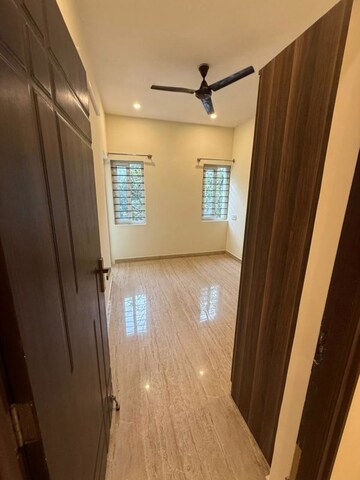 Room in 2 BHK Apartment at Kasturi Nagar – for Rent