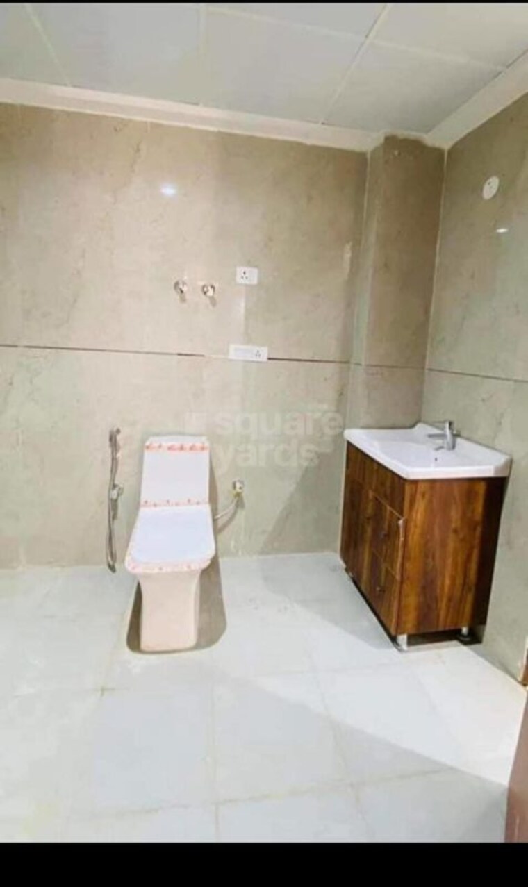 Bathroom, saket 4 Bedroom 2001 Sq.Ft. Builder Floor In Saket Delhi 9801555