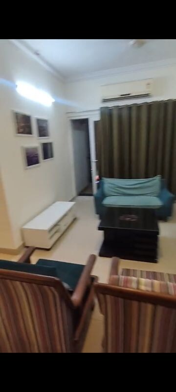 Living Room in 3 BHK Builder Floor at Sector 52 – for Rent