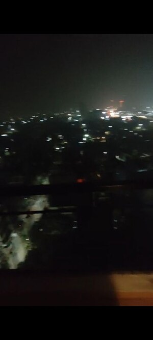 Parking in 3 BHK Builder Floor at Sector 52 – for Rent