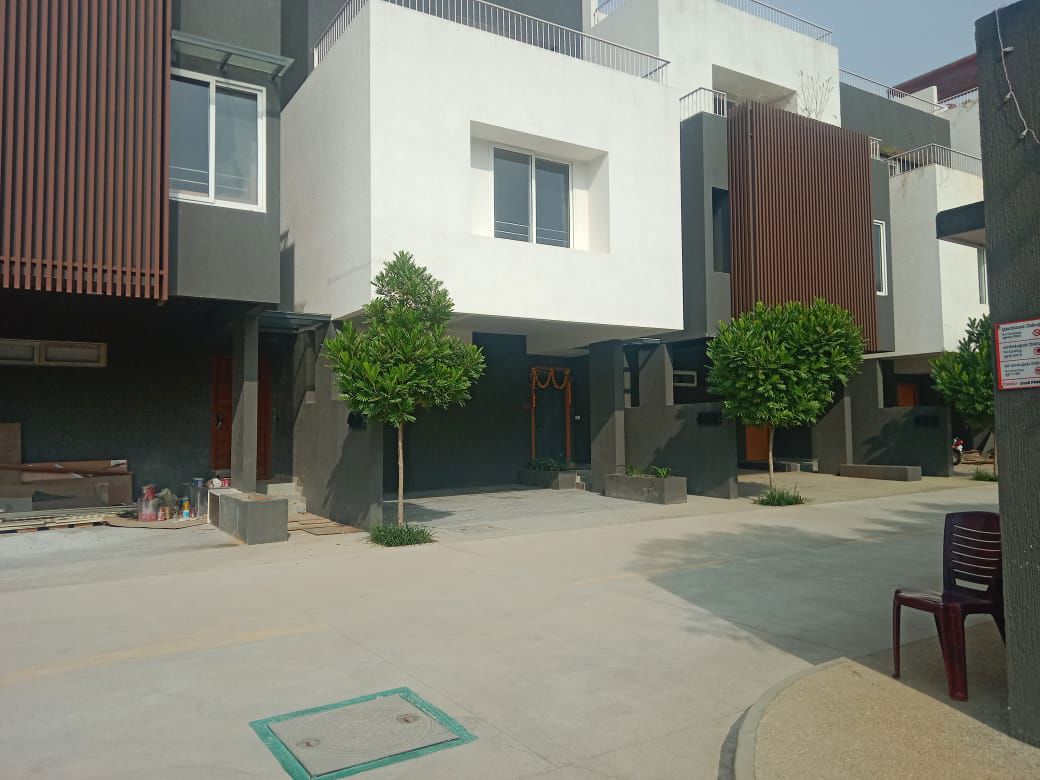 5 BHK + Servant Room Villa For Rent in Assetz Earth And Essence