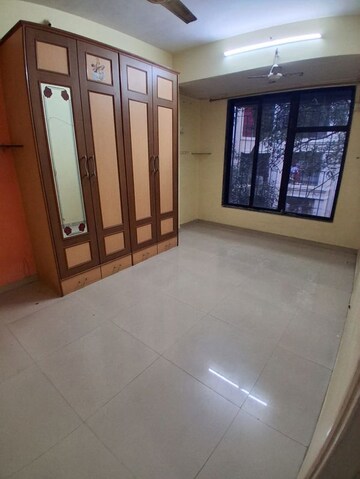Room in 1 BHK Apartment at Dharti CHS Tilak Nagar, Tilak Nagar – for Rent