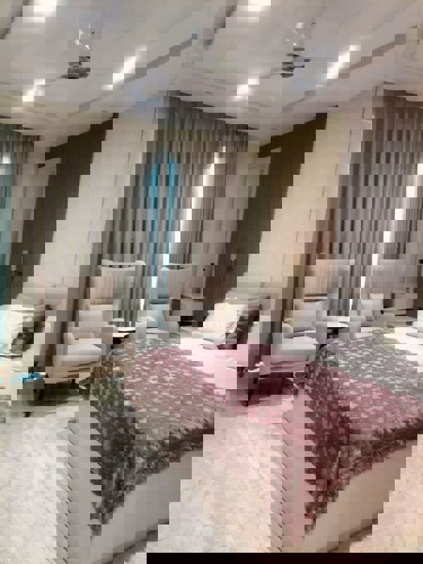 5 BHK + Servant Room,Extra Room 5600 Sq.Ft. Apartment in Mahagun Marvella