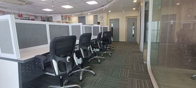 Gym, rupa-solitaire Commercial Office Space 2444 Sq.Ft. In Kopar Khairane Navi Mumbai 9801581